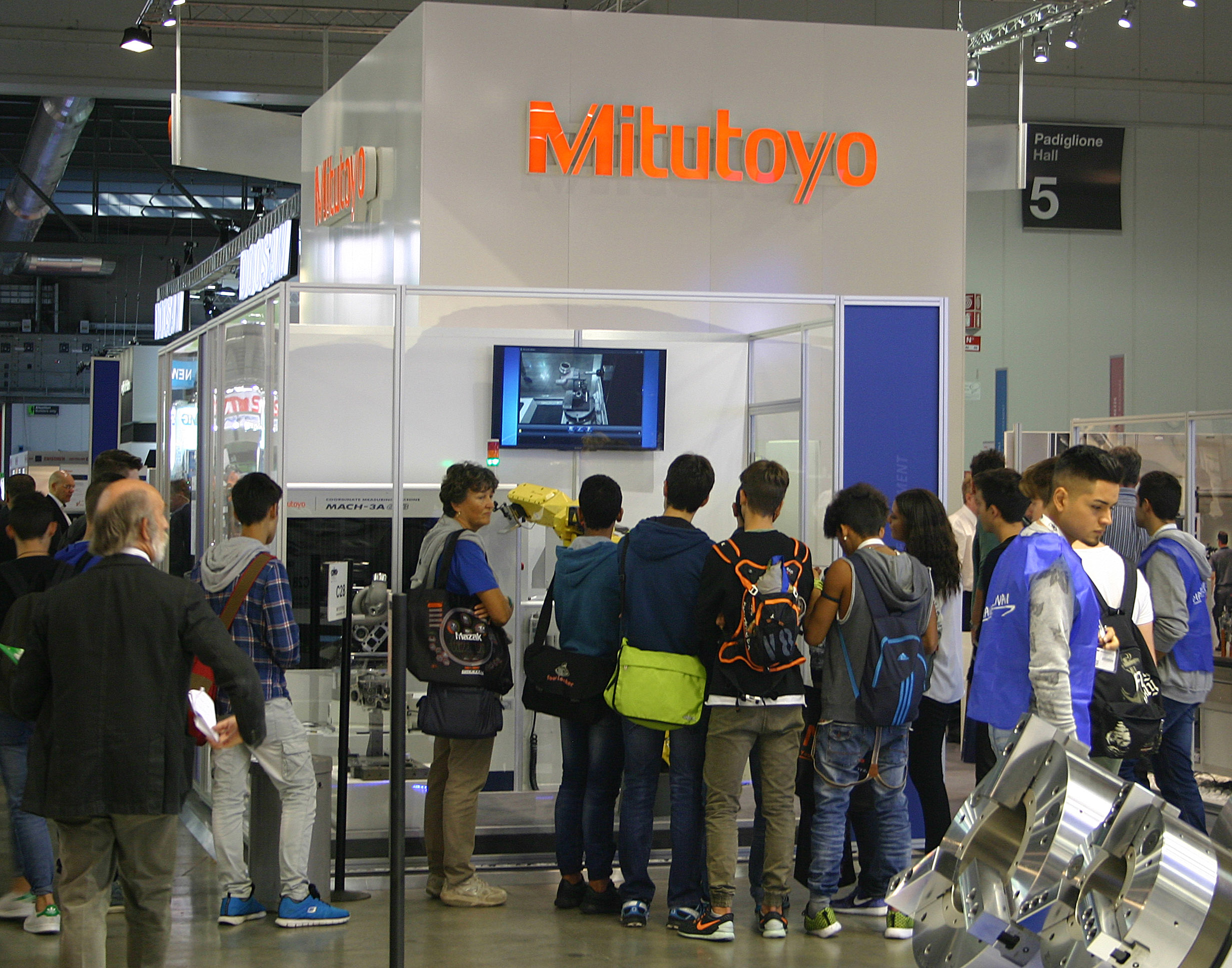 Mitutoyo at EMO 2015